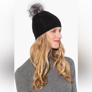 Amicale Cashmere Diamond Stitch Knit Hat with Genuine Fox Pom NWT!